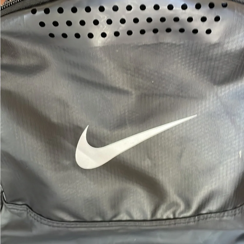 Nike AirMax Oregon State Beavers Duffel Bag with Shoe Pouch